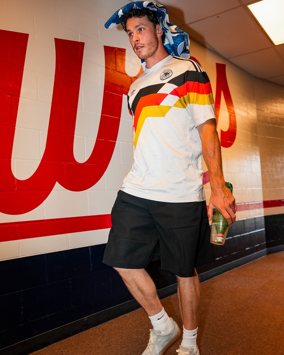 Twins's tweet photo. Fresh Drip Friday 💧 https://t.co/BodaP5B6eA