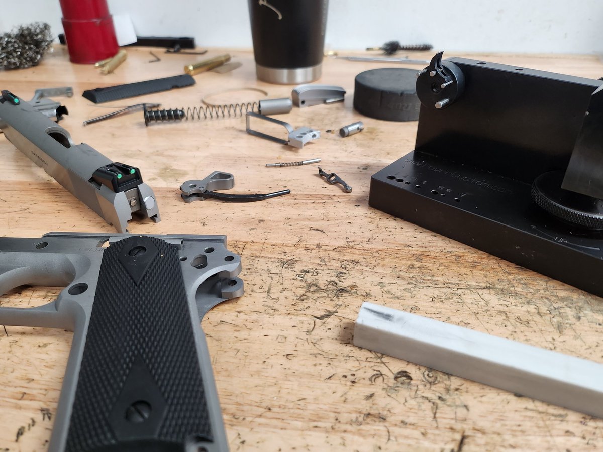 QRSmithing06's tweet photo. 1911 trigger jobs wahoo! #gunsmith https://t.co/Q9WtqpvFoW