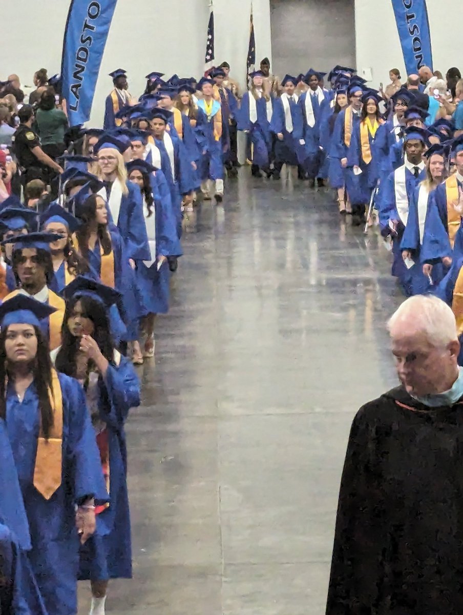 VBCPS 2024 Graduation #9...
Landstown HS 
Congratulations Landstown Eagles 🎉🎓❤️😊
