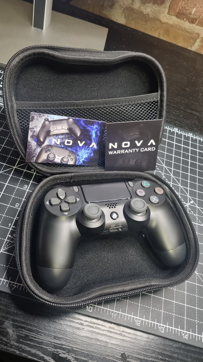 NovaCNTRL's tweet image. Our latest Ps4 Synergy controller with Clicky Bumpers, Triggers, 2 rear buttons mapped to X and O and Hall Effect Sticks! 

Order yours now with Nova! 

#ps4 #procontroller #mod #custom #dualshock4 #controller #halleffect