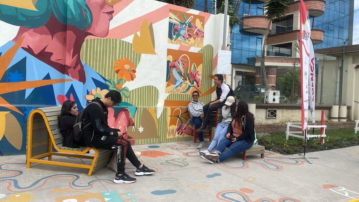 czamoramatute's tweet photo. 🍀🚀✌️¡#Transformamos la Av. #EliaLiut en un corredor #verde, #sano y #seguro, lleno de arte con las ideas de los jóvenes!
Inauguramos el Proyecto #ARTERIA dentro del Programa #CiudadesSanas y #Seguras. Con #AmorPorCuenca❤️💛 buscamos potenciar la #movilidad sostenible y mejorar la #salud mental de la #juventud.
💰 Gracias al financiamiento de:
#GIB
#FundaciónBotnaro
🤝 Con el apoyo de:
@ICLEI
@upsalesianaec
🚜 Ejecución de:
@OOPPCuenca
@huasipichanga
@BioparqueAmaru
#Integrar