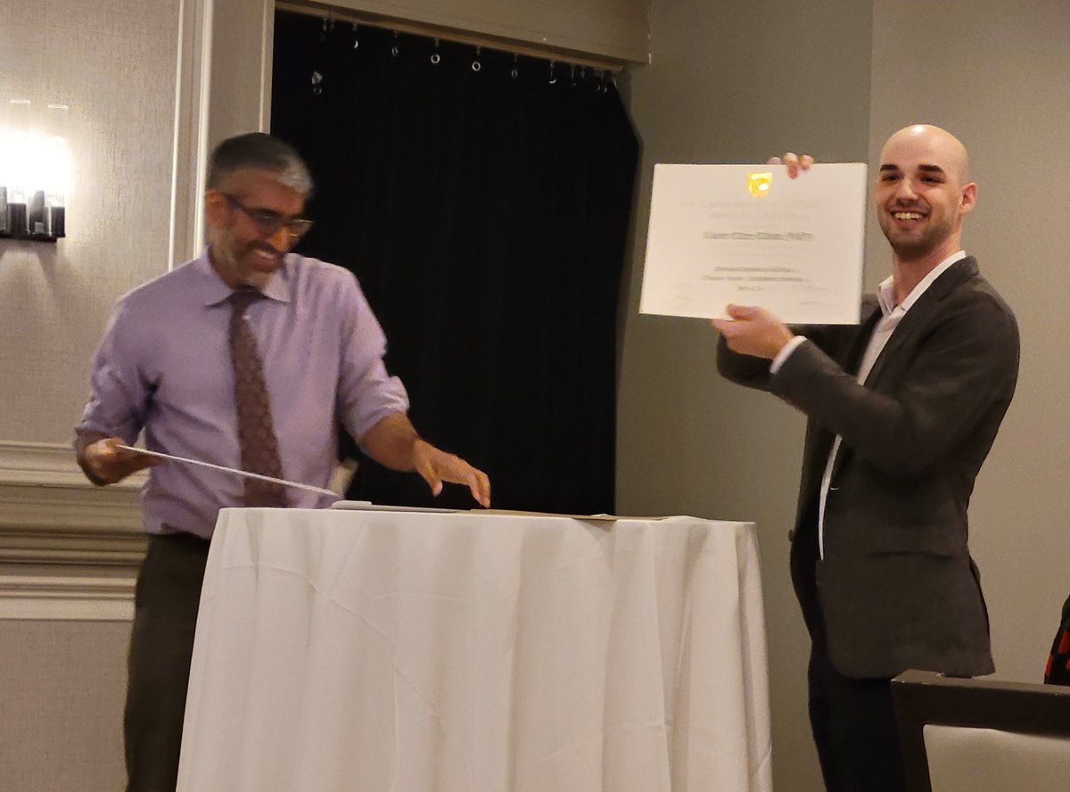 NorthShore_Path's tweet image. 🎓 Congratulations to Josh (future @UHCMCPathology Hemepath fellow) and Rob (future @UCincyPath TM fellow)! They were great residents and we will miss them @NorthShore_Path