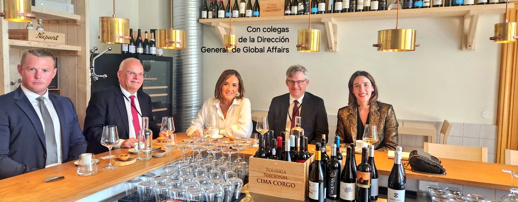 Durante la misión en Suecia🇸🇪, <a href="/filartigacyn/">Cynthia Filártiga Lacroix</a> y <a href="/MonicaCepede/">Mónica Cepede</a> se reunieron con <a href="/DDannfelt/">Dag Juhlin-Dannfelt</a>, Oscar Schlyter y Joaquin de la #DGGlobalAffairs y con  <a href="/MariaCramer13/">Maria Cramer</a>, directora de América y Alba, con quienes discutieron sobre temas bilaterales y multilaterales.