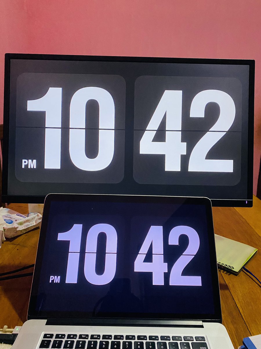 ninja_frontend's tweet image. Late nights. Papa God bring the bags pray🤲🏾🙏🏾