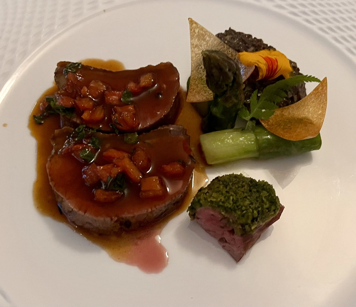 Star and Par tweet media