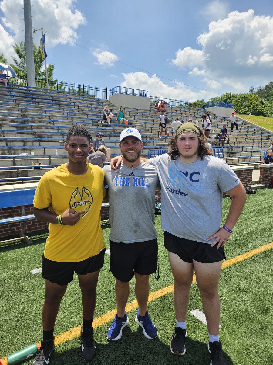 Had a great day, <a href="/MarsHill_FB/">MHU Football</a> . Had fun and learned a lot . Can't wait to get back on campus. @Coach_Hillin <a href="/KBHolyman/">Kevin Barnette</a> <a href="/CoachShaneLaws/">Shane Laws</a>