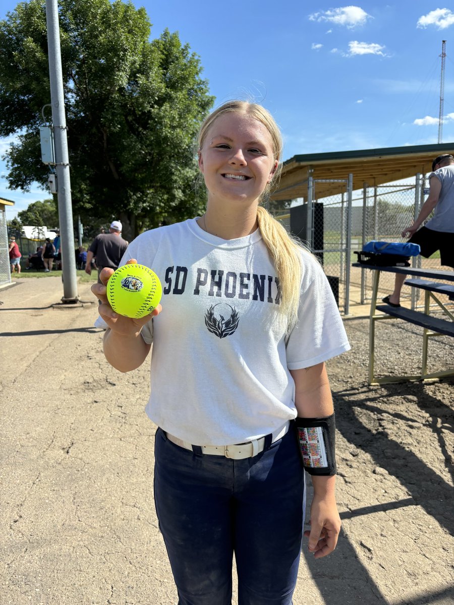 Lexi Kretsch Summer Showdown tweet media