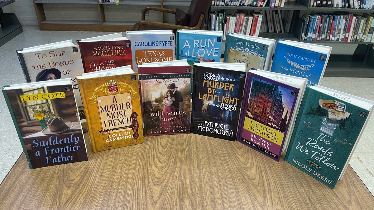 LulingPbLibrary's tweet image. More new books! These are some large print, a few fiction, and a couple non fiction. We will have more new books on the shelves next week! #newbooks #newlibrarybooks #adayinthelifeofalibrarian #readeveryday #lulingtexas #lulingpubliclibrary
