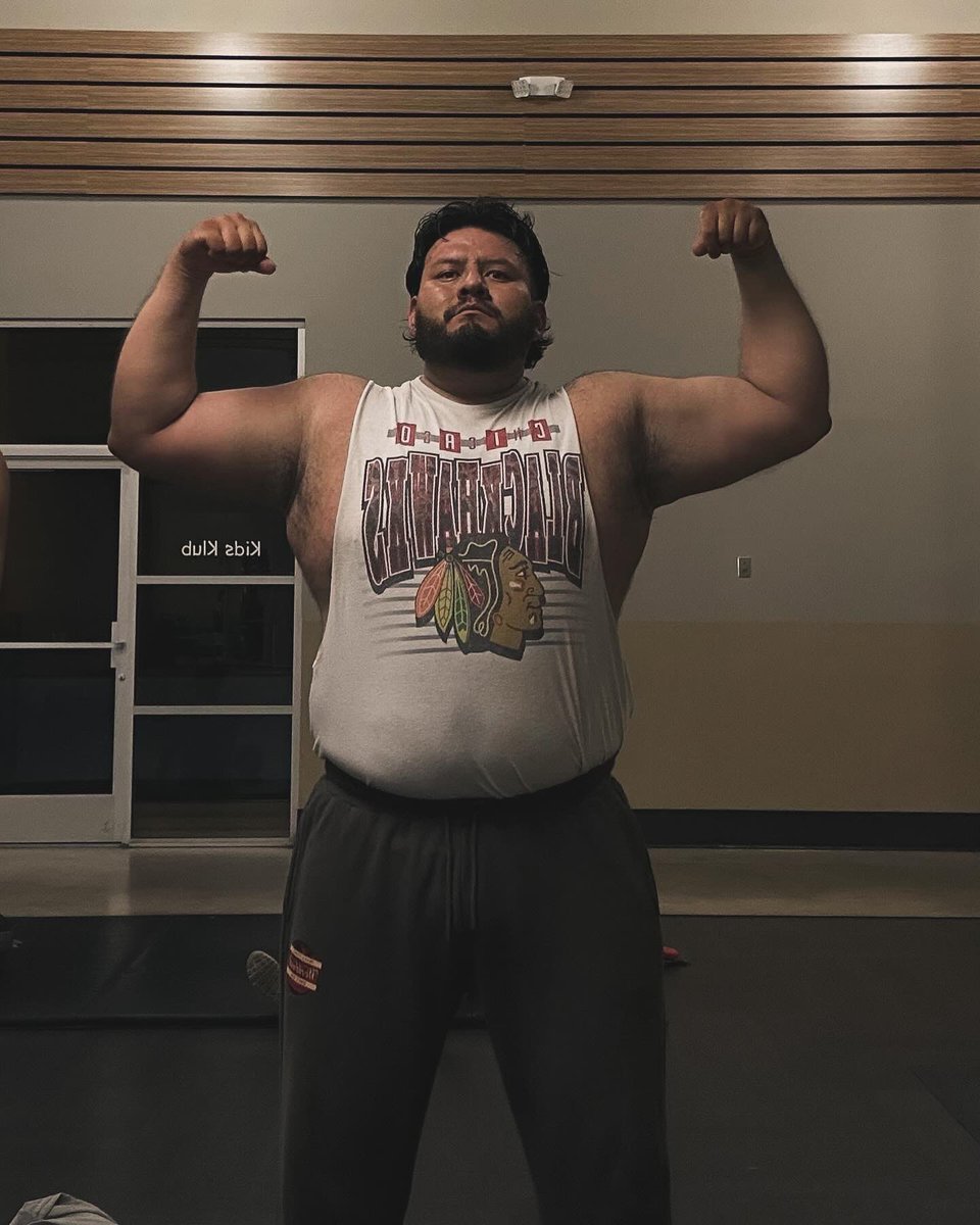 ____bryan35's tweet image. Small goal. Different mindsets