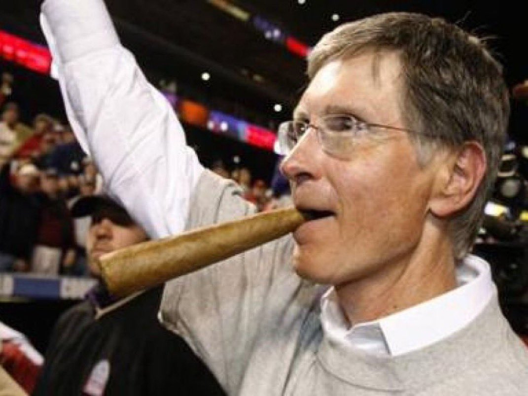 TheMiInerEra's tweet image. WHO is John Henry?

In geography, My World

In history, My King

In mathematics, My Solution

In mythology, My God

In astronomy, My universe

For The Blind, It's Light

For The Hungry, It's Bread

For The Poor, Wealth

For Me, Everything

#Netspend #Moneyball #Morals #Lfcfamily