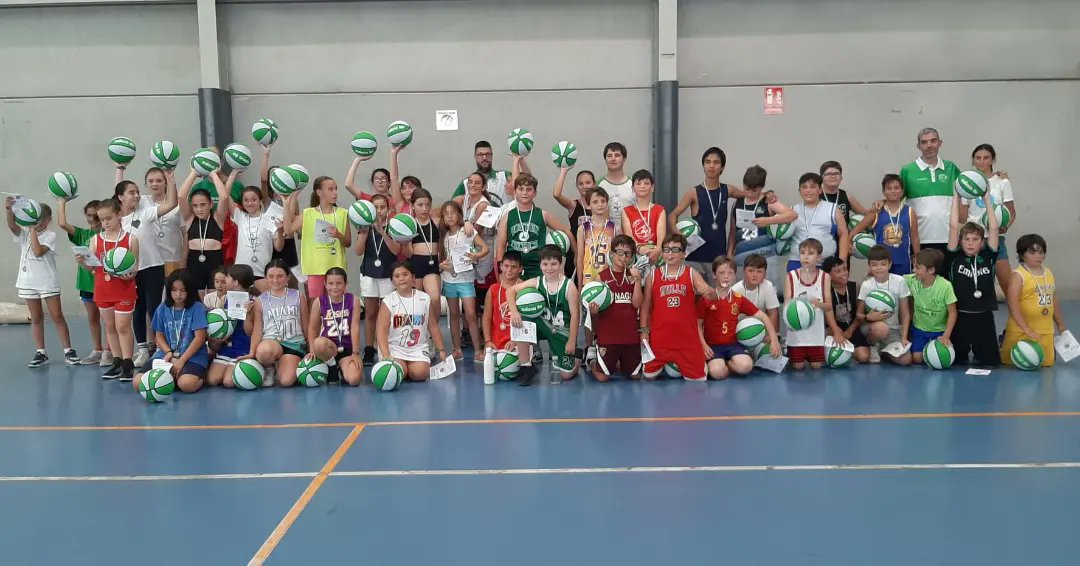 adesa80baloncesto tweet media