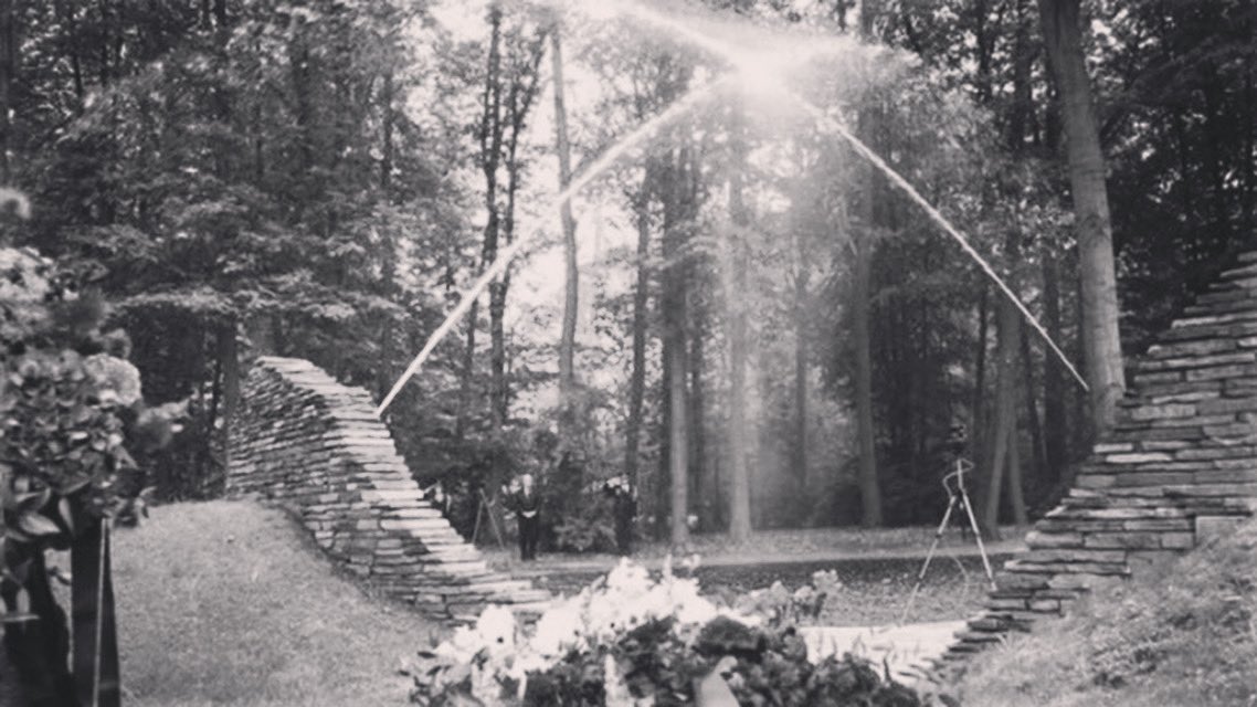 Onze profielfoto is vandaag vervangen door het zwarte brandweerlogo. Met z’n allen herdenken we namelijk onze brandweercollega’s die zijn omgekomen tijdens de uitoefening van hun vak. #brandweer #herdenking #brandweerherdenking #landelijkeherdenking #firefightersmemorialday