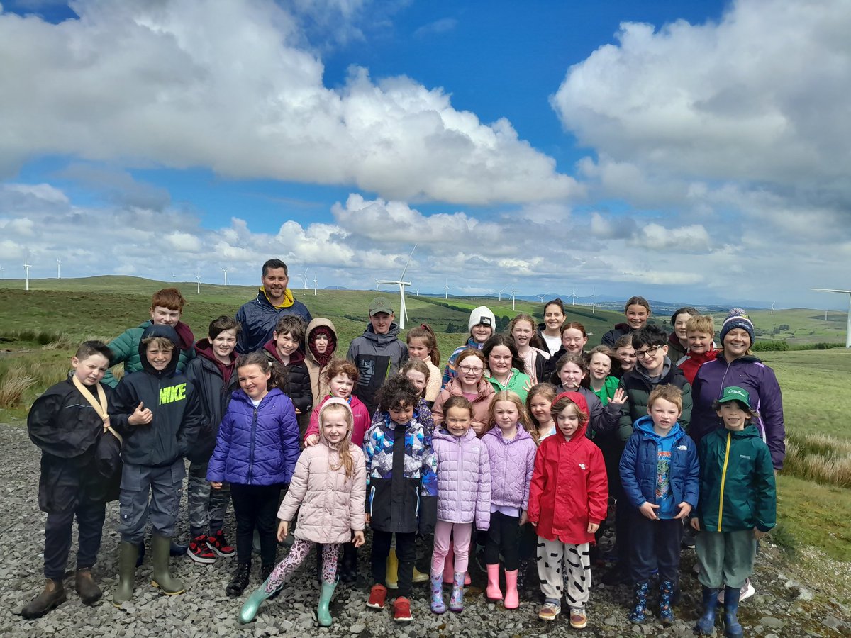 MsOConnorsClass's tweet photo. Day 5 of Active Schools week, we visited a windfarm and bogland. We learned about the importance of preserving boglands and using renewable sources of energy. https://t.co/gtiNcxkp5n