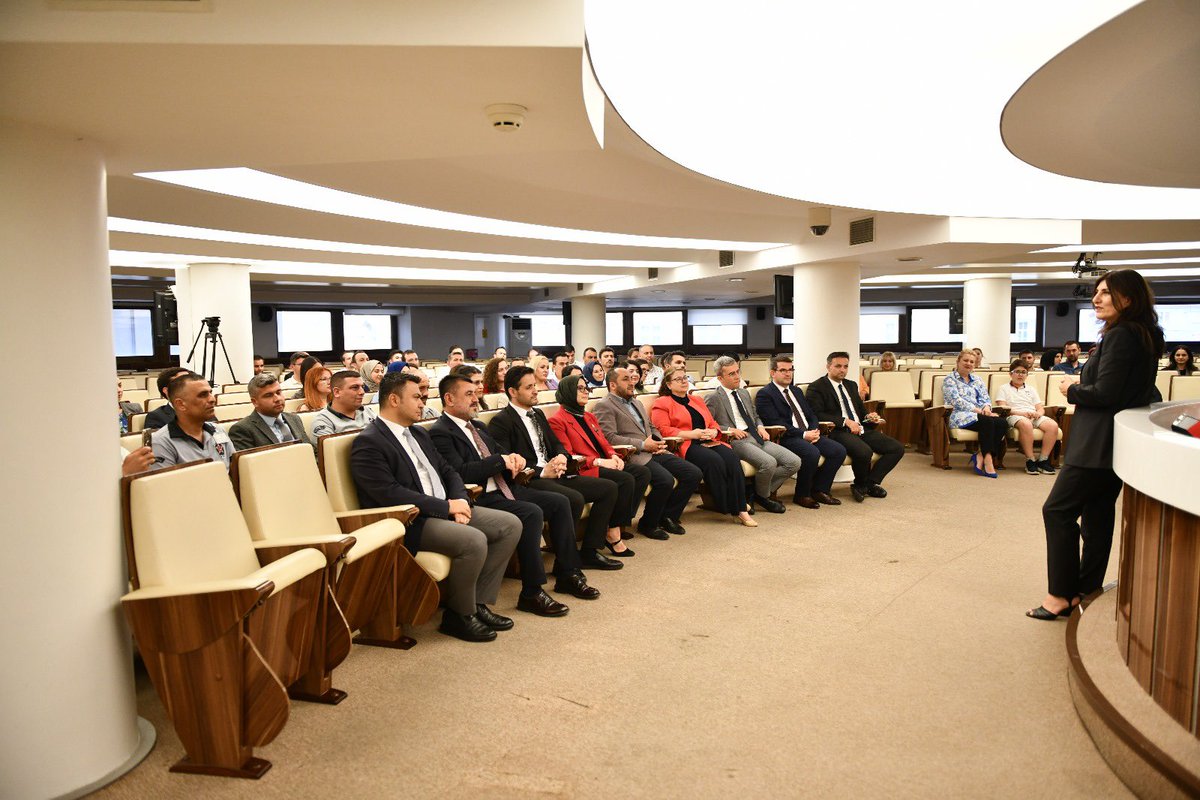 Türkiye Belediyeler Birliği personeli ve yetkililer Kurban Bayramı vesilesiyle bir araya gelerek bayramlaştılar. 
<a href="/ekrem_imamoglu/">Ekrem İmamoğlu</a>