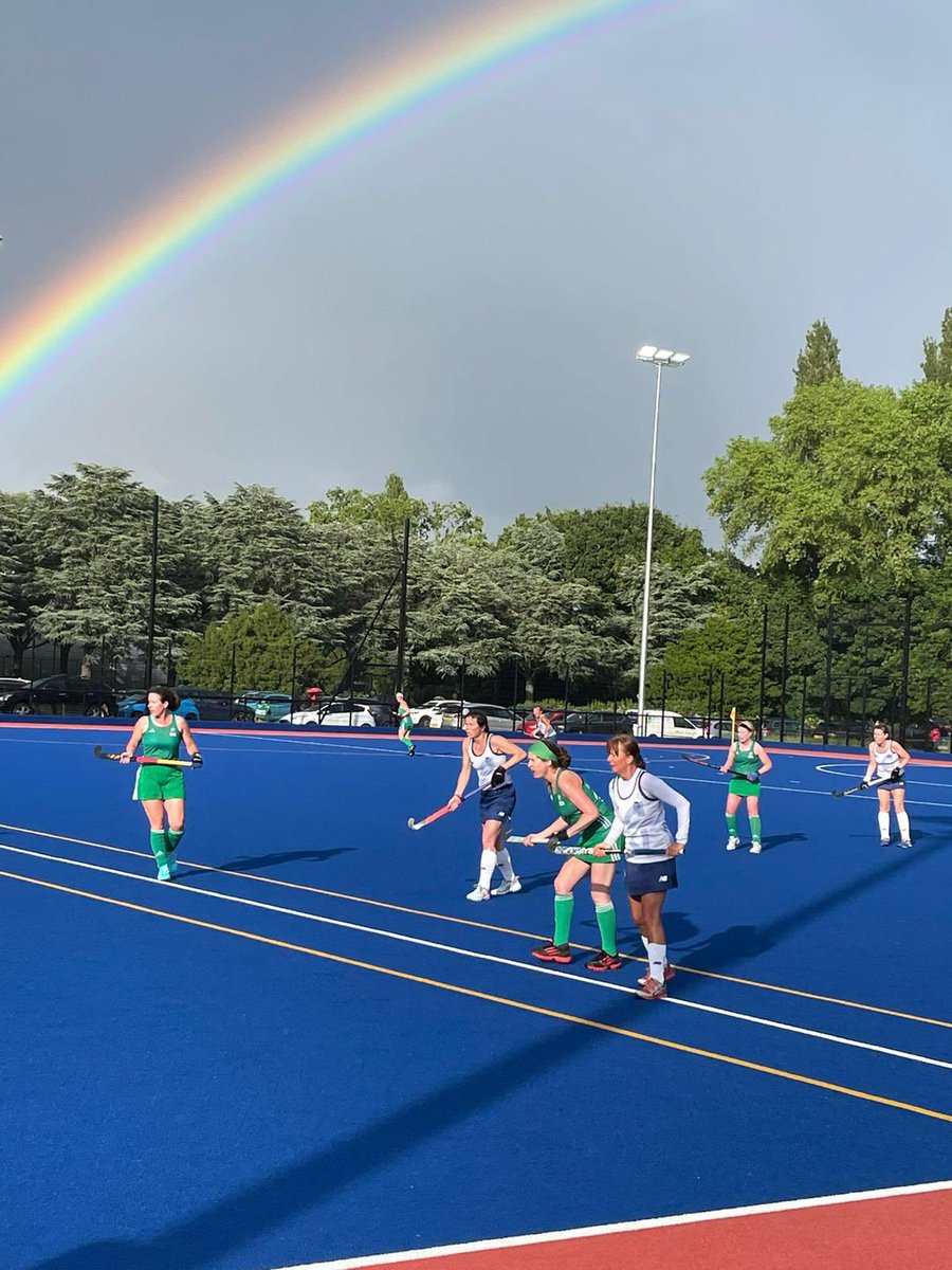 ScotlandMaster1's tweet photo. Games of fine margins today at the #GBI4Nations tourney in Notts. Thundery skies looked on as some gritty heart and soul hockey was played out. Not 2 be for our 55s & 65s but a few digs into the pots of gold 🌈 for the 50s and 60s ☘️
#mastershockey #itsnever2l8
@IrelandMasters https://t.co/GscNO0rIy1