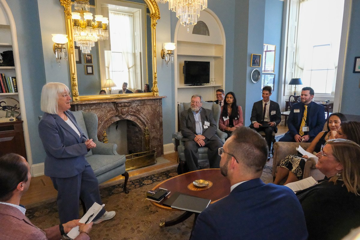 Senator Patty Murray tweet media