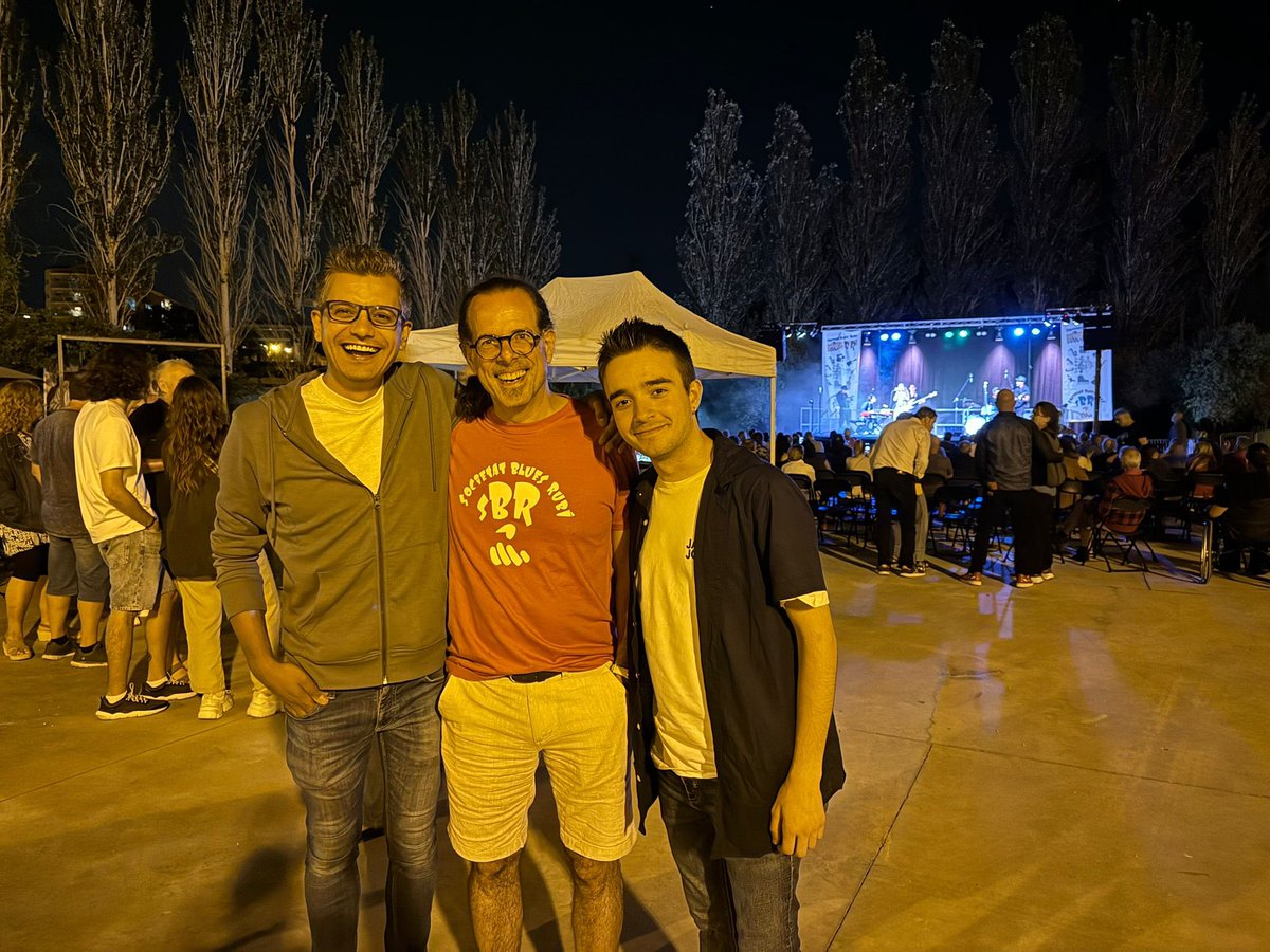 Cap de setmana de Blues a Rubí! 🎶

Aquest any, la SBR ha destacat les dones del món del Blues com a protagonistes.

💛 Perquè estimar Rubí és també, treballar per una cultura viva, vibrant i de qualitat, amb les entitats de la ciutat com a protagonistes!

💪🏻Us animo a gaudir del