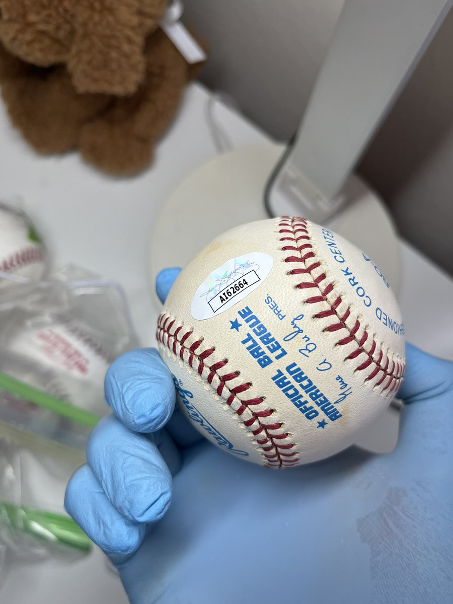 Evbaseballmem's tweet photo. Pete Rose 4256 Inscrip JSA COA $115 https://t.co/cEQGb1PxxX