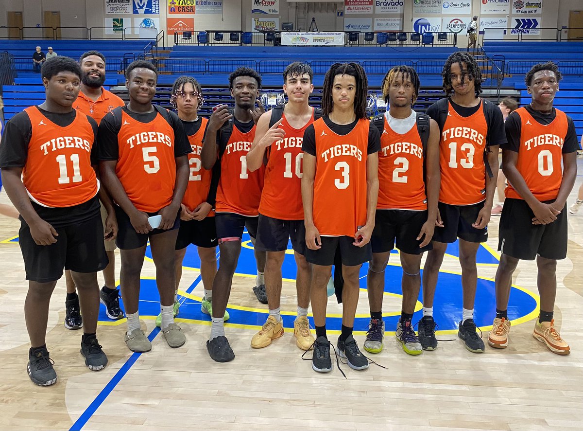 Commerce Tiger Basketball tweet media