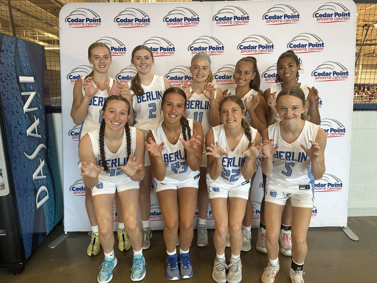 Berlin Lady Bears Basketball tweet media