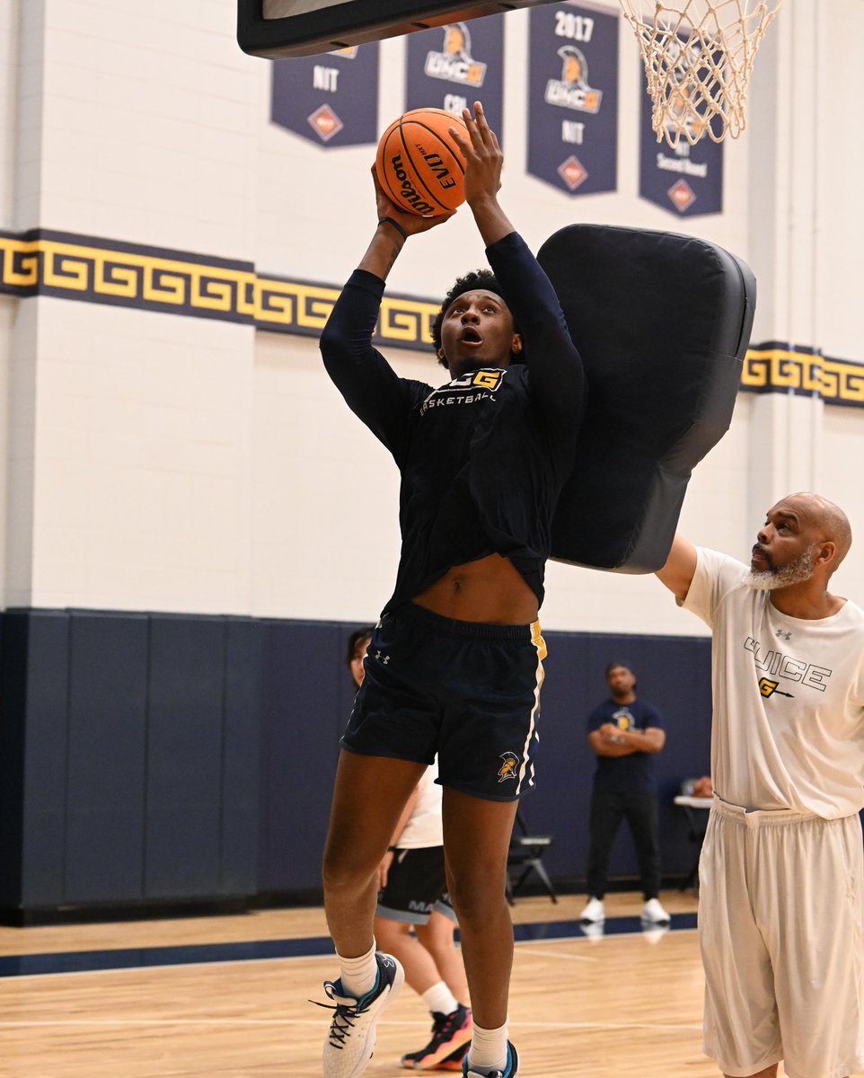 Let the grind for the 2024-25 season begin 💪🏽

#letsgoG #BROTHERHOOD