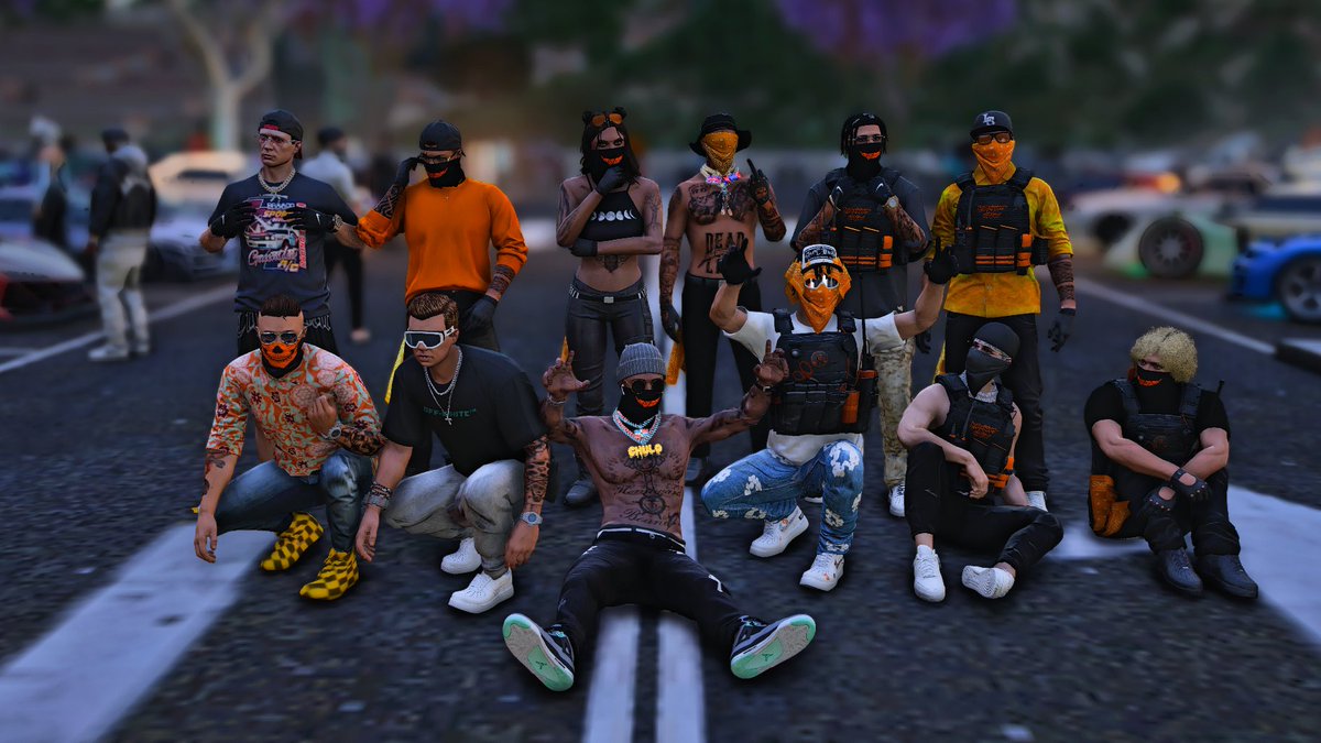 SummitRP33's tweet photo. Midnight Crew #summitRP #GTA #GTAVI #RP #PC #gamers #twitch #gangs #blue #couples #ems #law #PD #criminal #crims #videogames #pc #pcgaming #pcmasterrace #pcgamer #roleplay #rp #gtarp #GTAROLEPLAY https://t.co/fN4Jaix8HG
