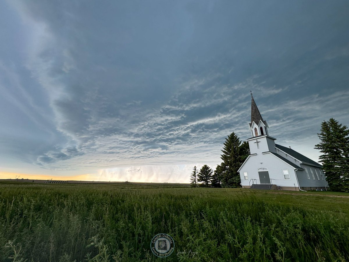 Josh Frye (Central Dakotas Severe WX Chasing) tweet media