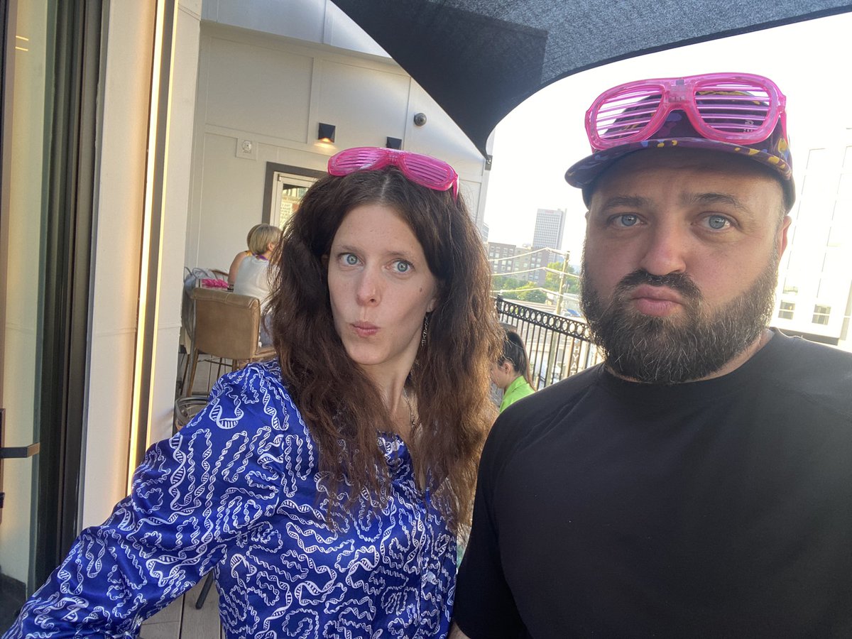 ivanliachko's tweet image. Hey, I found @Erika__Ganda ‘s shirt clone! @Aeriel_Belk #ASMicrobe