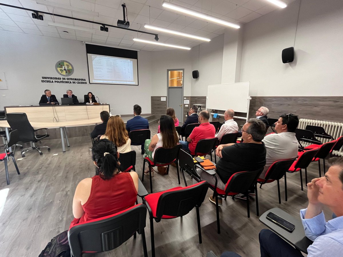 Escuela Politécnica CC tweet media