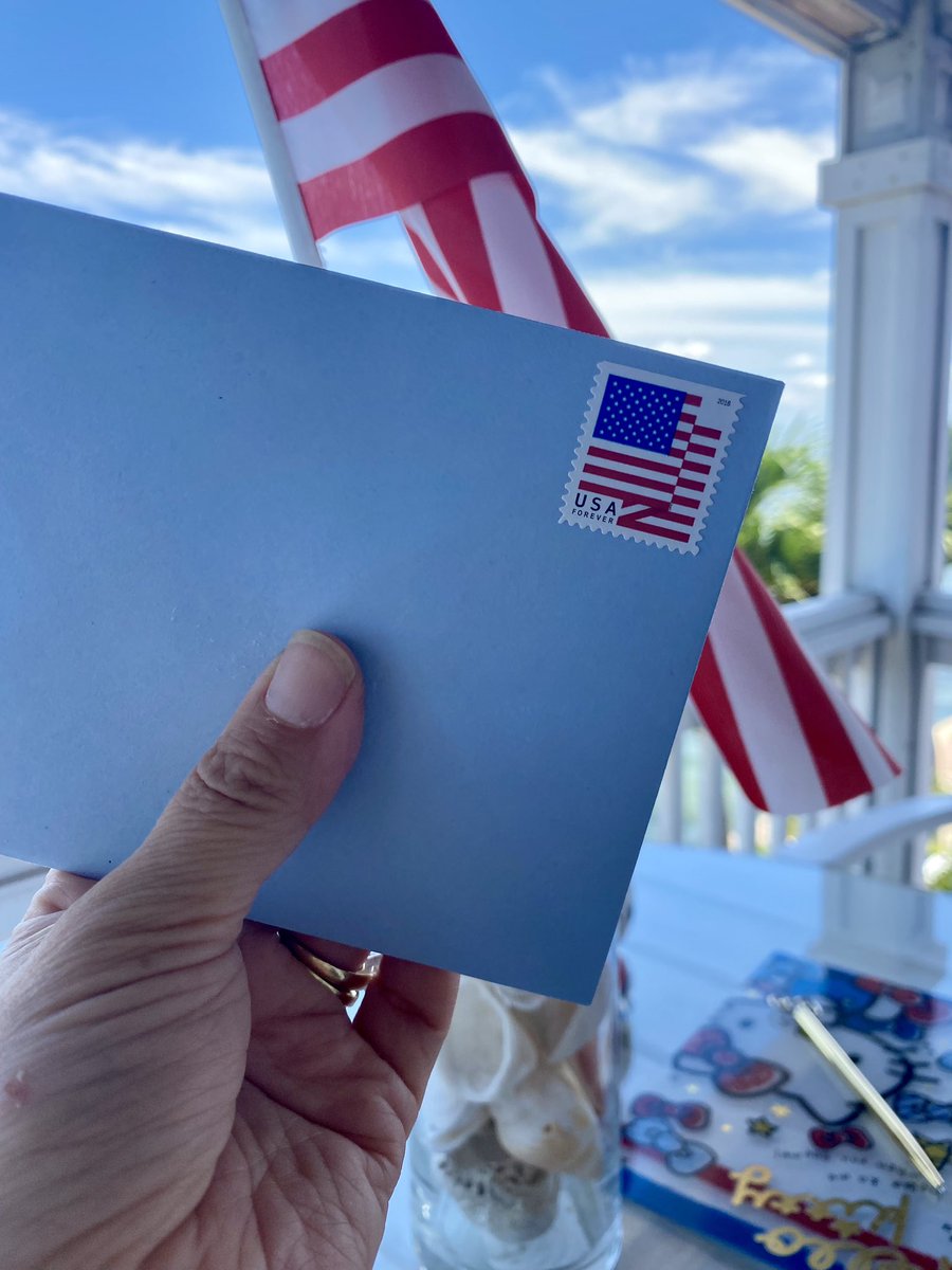 Happy Flag Day @playapaper Peeps! 🇺🇸 💙❤️ #FlagDay