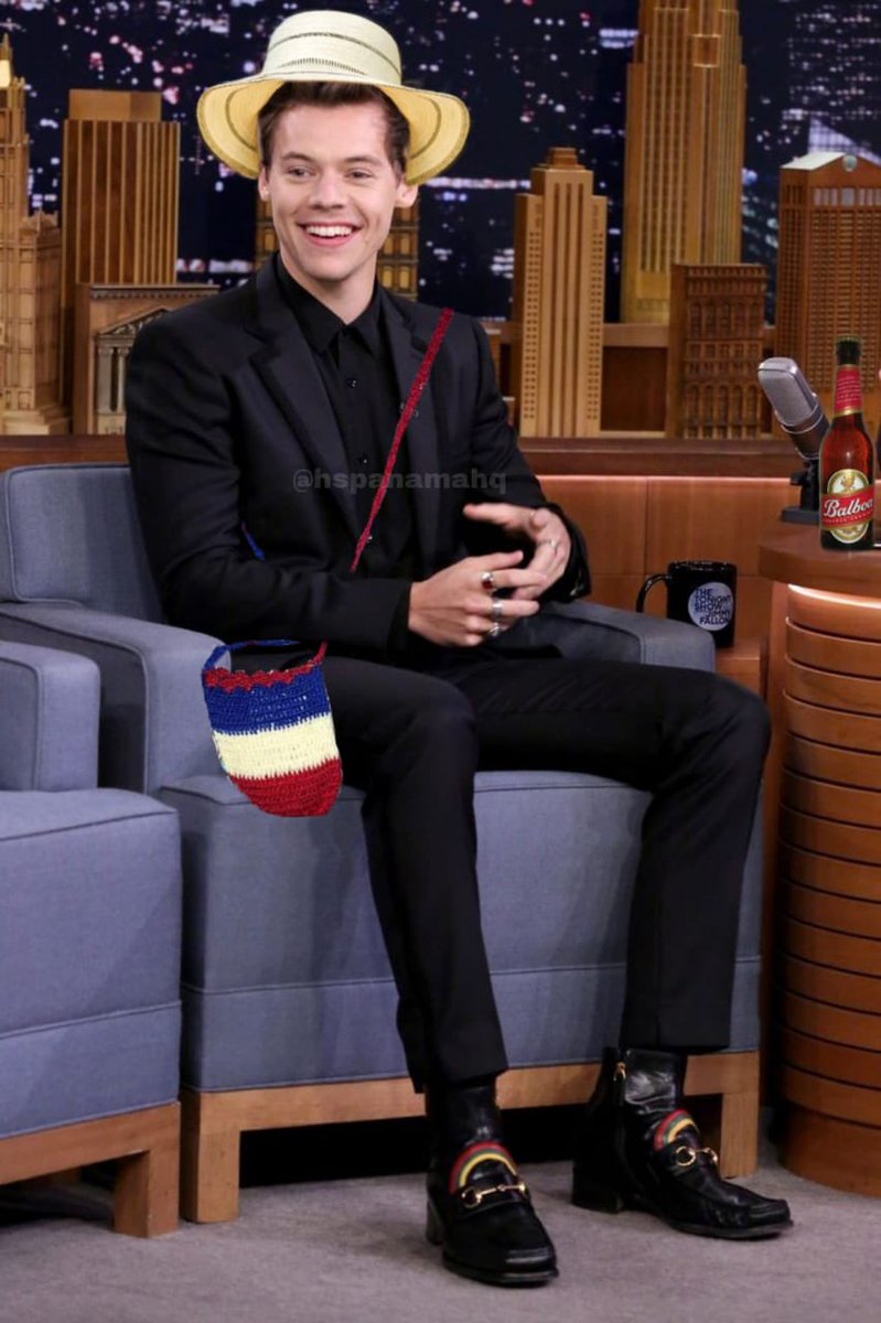 Comienza nuestra actividad para hacer tendencia y que por fin nos den una fecha en Panamá!! ✨✨

Apóyanos con el #HSCOMETOPANAMA