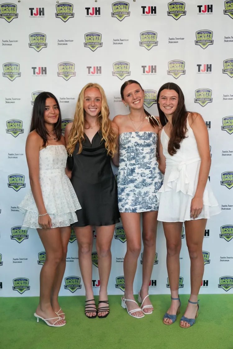 ameliaclark2026's tweet photo. Thanks to @statesman for the amazing ceremony recognizing all the athletes. The event was truly inspiring, filled with unforgettable stories! @Rickyprep #AustinHSSA @hssportsawards #USATODAYHSSA https://t.co/3vzh81wN1l