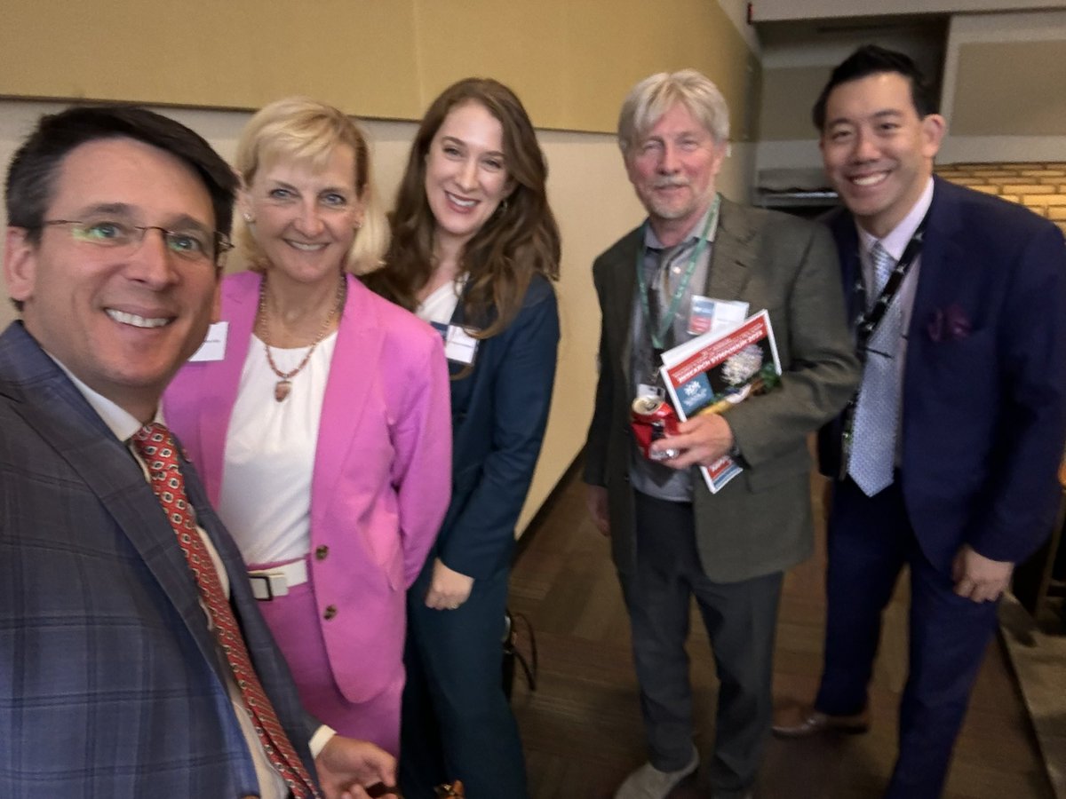 Timothy M. Pawlik (@timpawlik) on Twitter photo BIG thank you to <a href="/UNM_Surgery/">UNM General Surgery</a> for the opportunity to be the Dr. Donald E. Fry invited lecturer for #research day! Honored to give a talk named after this esteemed <a href="/OhioStateMed/">The Ohio State University College of Medicine</a> alum! What fantastic faculty, residents & med students doing amazing #research & making a difference! BIG thank you to <a href="/UNM_Surgery/">UNM General Surgery</a> for the opportunity to be the Dr. Donald E. Fry invited lecturer for #research day! Honored to give a talk named after this esteemed <a href="/OhioStateMed/">The Ohio State University College of Medicine</a> alum! What fantastic faculty, residents & med students doing amazing #research & making a difference!