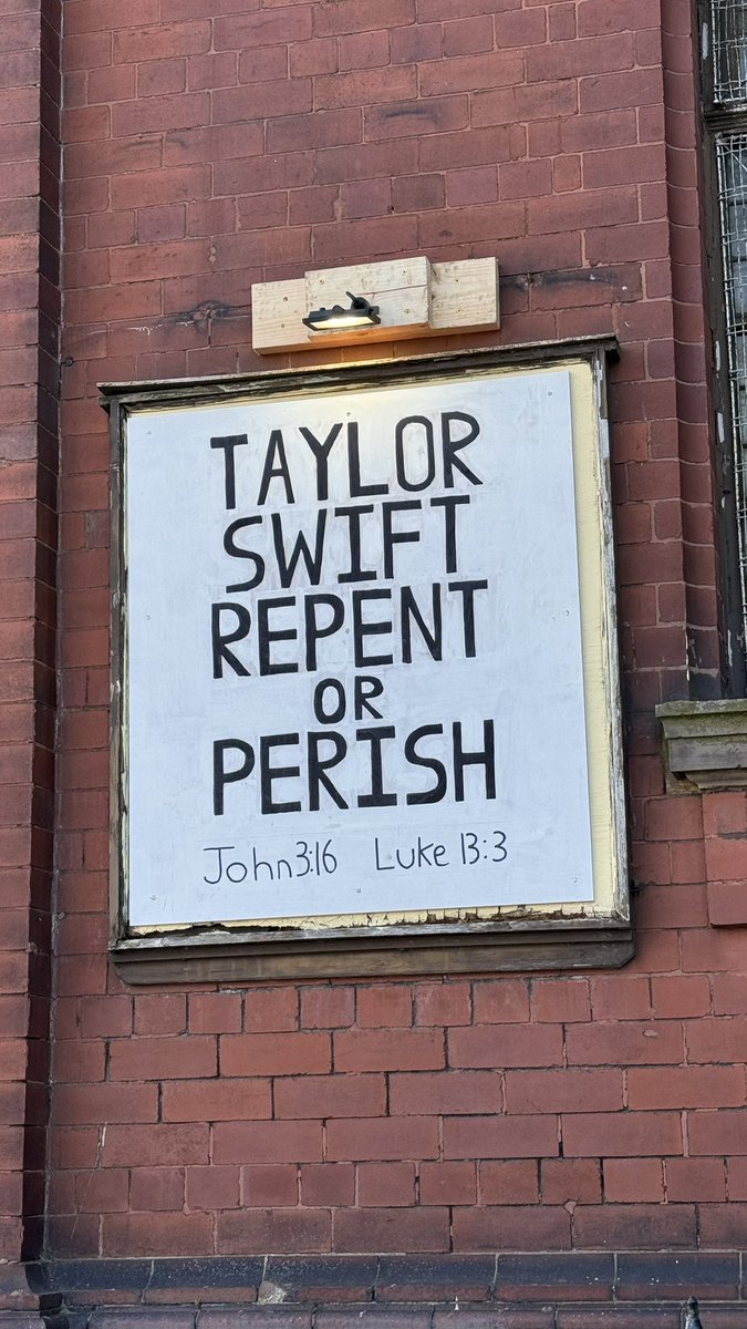 Katy884's tweet photo. On the way to #LiverpoolTStheErasTour stumbled across this 😱, not quite sure what @taylorswift13 has done to deserve it!? Certainly no repenting necessary when you’ve just put on an absolutely Epic show! #Taylorswift #ErasTour #TheErasTour https://t.co/jp3Pvche95