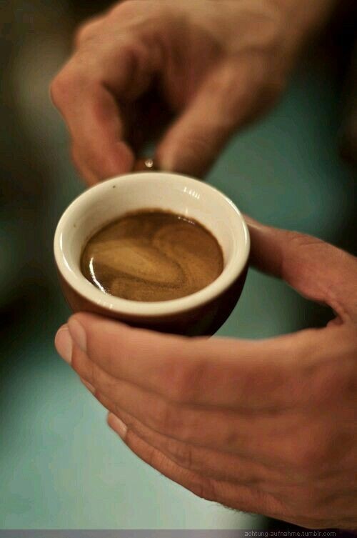 omakoffiehuis's tweet photo. Before commenting on something, count to ten.

#goodmorning #coffeelovers #weekendmeetup https://t.co/qtjhhNHKvH