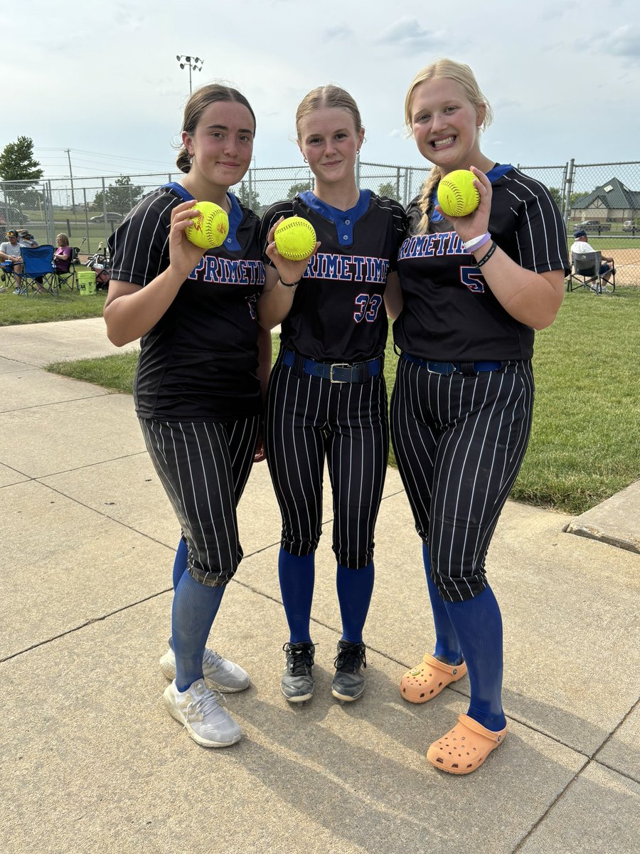 LisaTimmins5's tweet image. Now that how you start a tournament with 3 💣's! Good job ladies. Defense was solid..great team effort.
Morgan is developing into a well rounded softball player. She is growing each outing in the circle and is hitting .439 at plate. Keep working it will payoff.
@MSPatriotsSB