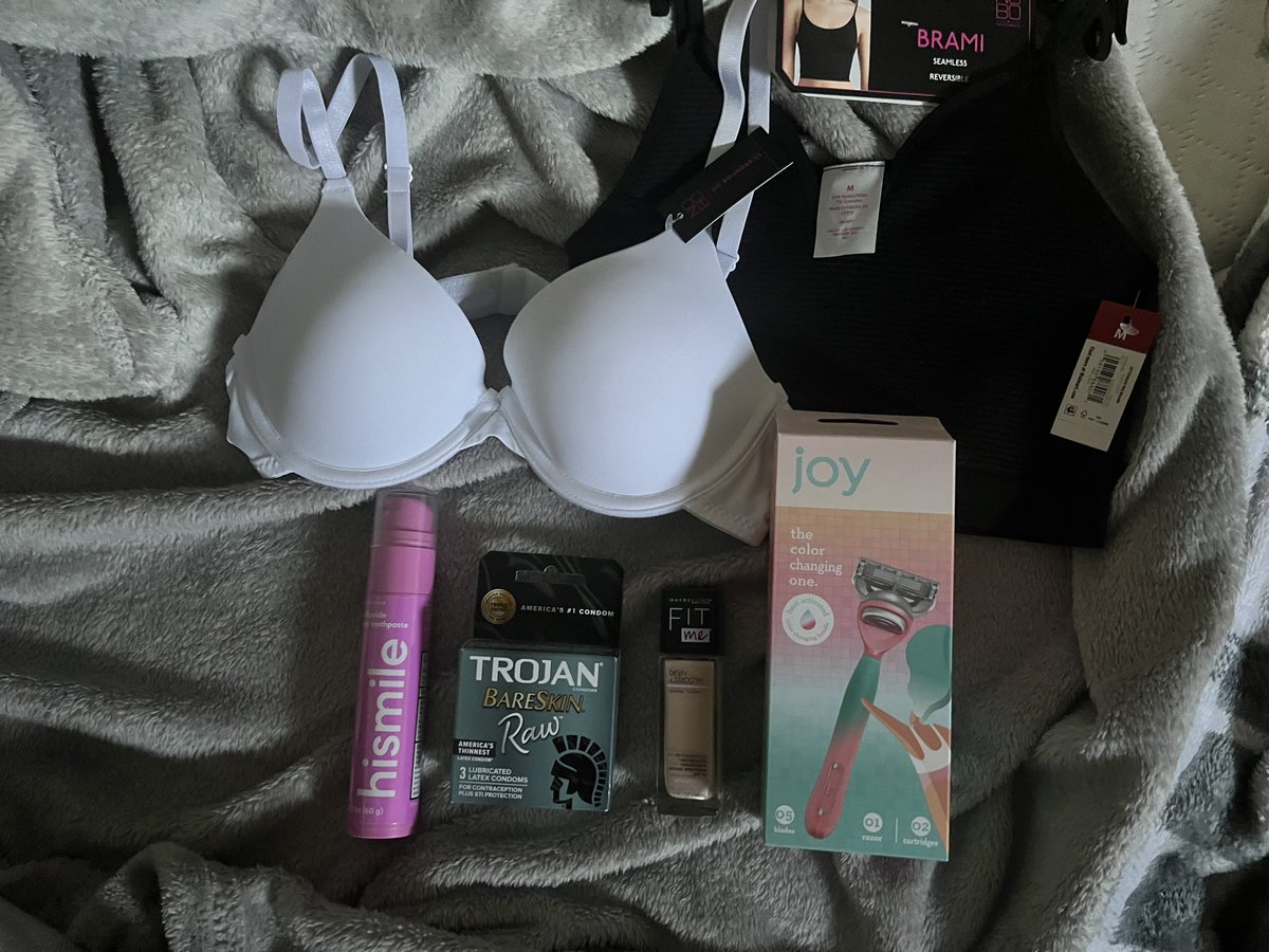 rubyesterbai's tweet image. ignore dem trojans 😹 #kleptotwt #cleptotwt #lifttwt