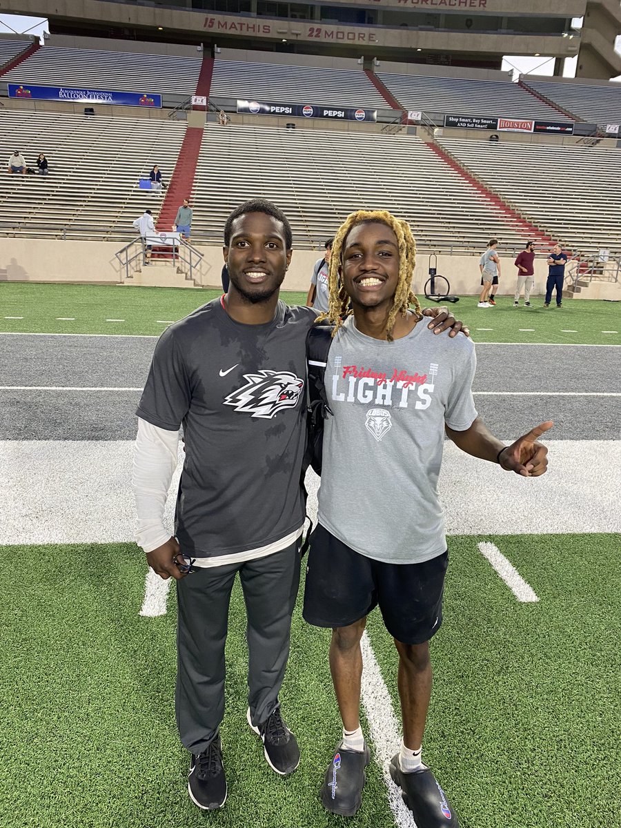Great 1st camp , a lot of great talks with coaches , great drills , great program and good to connect with sum outta state kids . Took notes , I know what I can get better at  , and I’m going too . A lot of  reps , a lot of kids , great camp ! #GoLobos #EarnedNotGiven