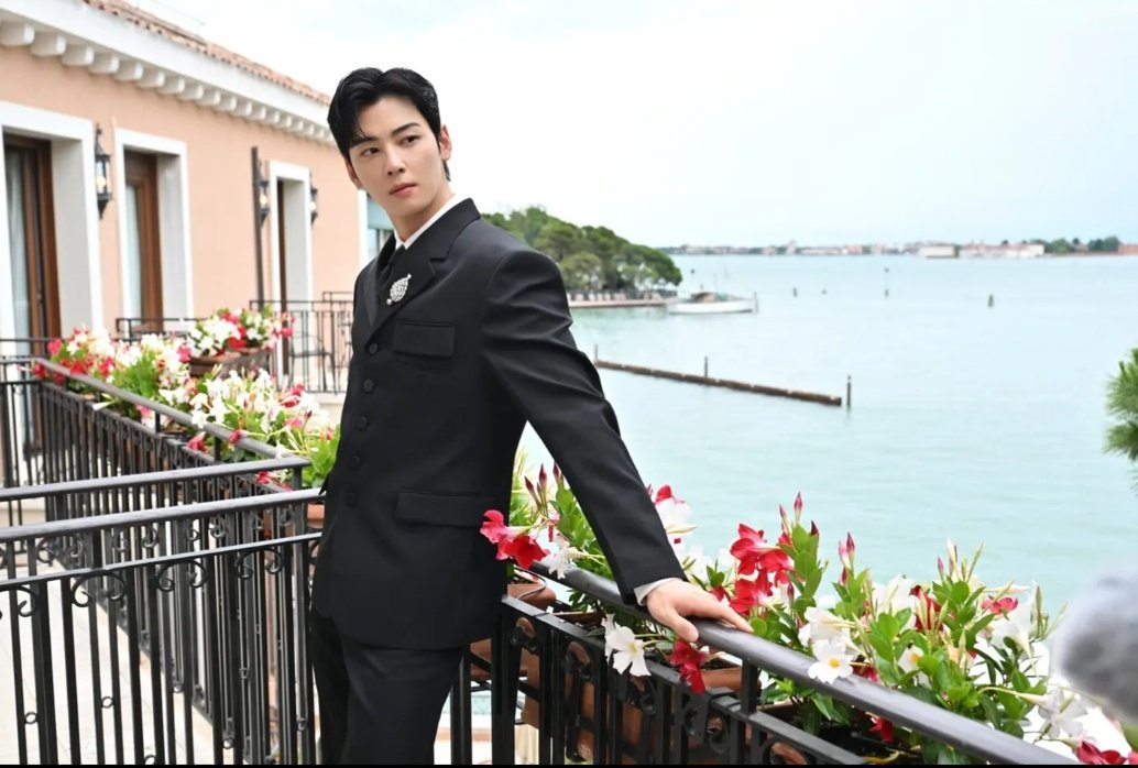 CHA EUNWOO 차은우 INTERNATIONAL tweet media