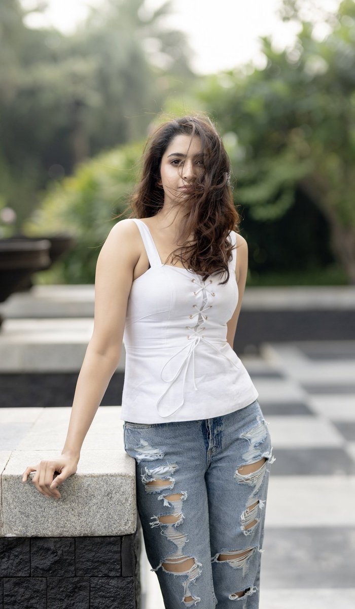 GQF42ENbMAAobdU?format=jpg&name=medium