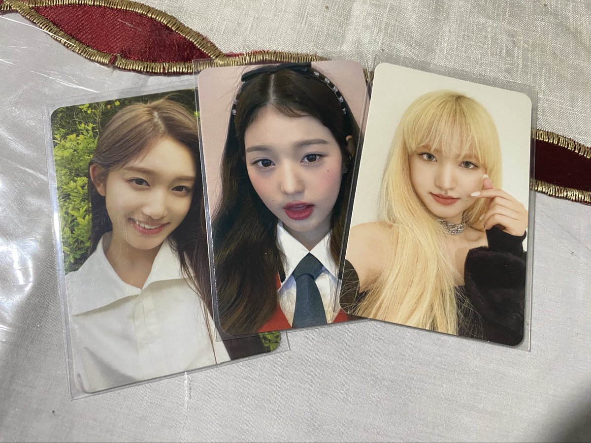 haericoll's tweet photo. 𓂃𓈒𓏸  🩰   wts lfb ph  ⸝⸝⸝
 ⋆ﾟ⊹  ive pc set
     
      ⤷ ₱ 300 set
      ⤷ dop : payo
      ⤷ can tingi
      ⤷ all mint, but x sensi

reply/dm 'mine' to avail! 

# wts lfb ive wonyoung liz leeseo pc https://t.co/9mNT7bguJI
