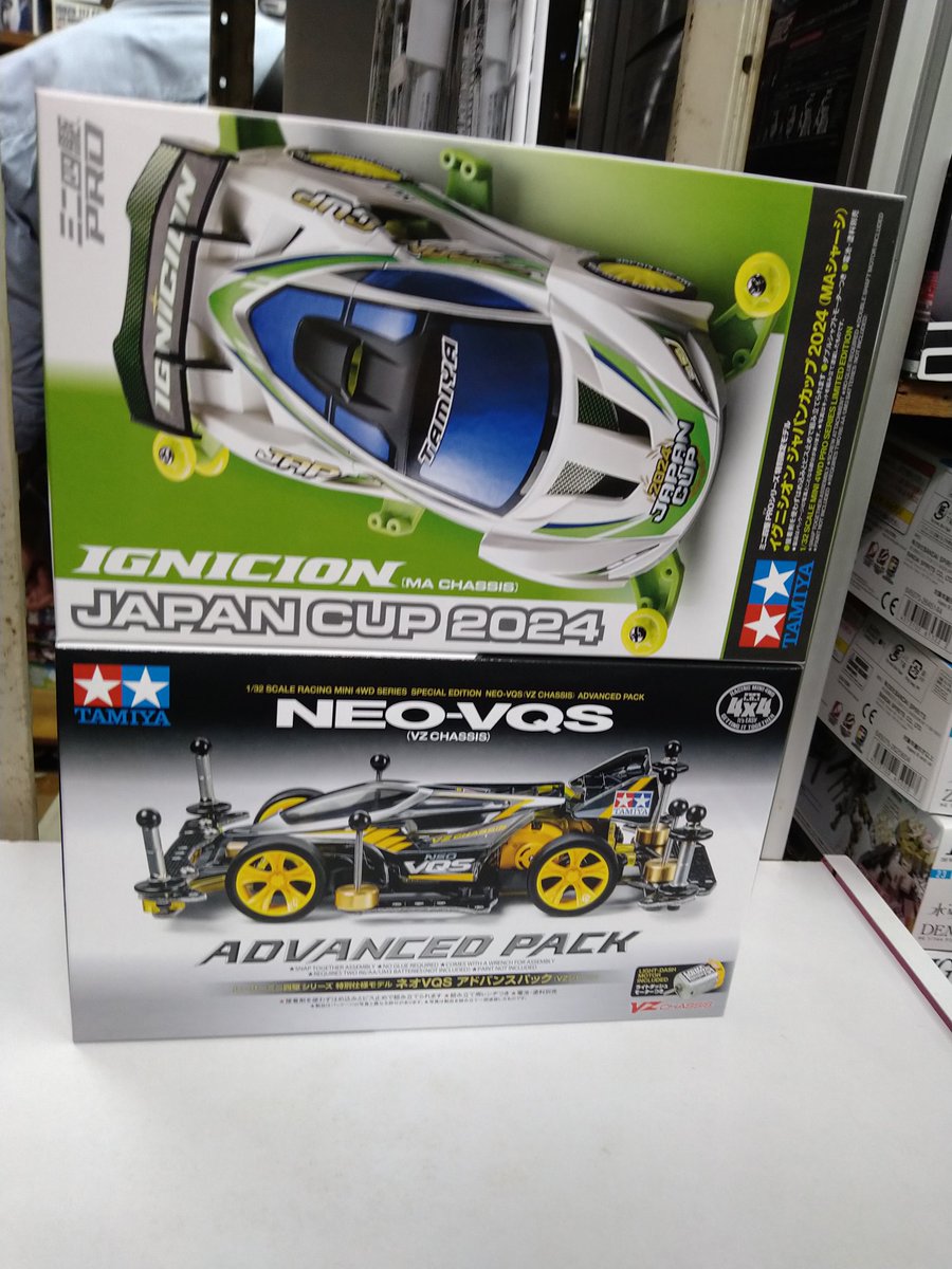 ootamokeiten's tweet photo. タミヤ
ミニ四駆
イグニシオン
NEOVQSアドバイスパック
HG軽量19mmオールアルミベアリングローラー(テーパック)
入荷しました。
　#タミヤ　#ミニ四駆　#オオタ模型店 https://t.co/x6Xd3eDCmw