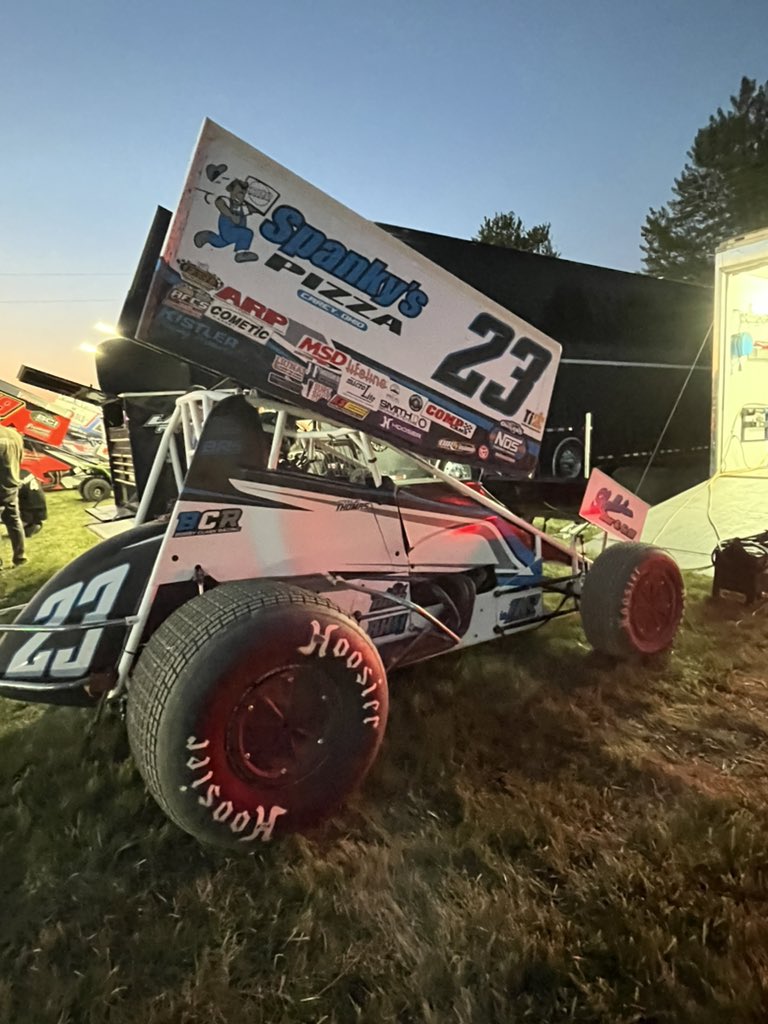 Cale Thomas wins heat 4!
