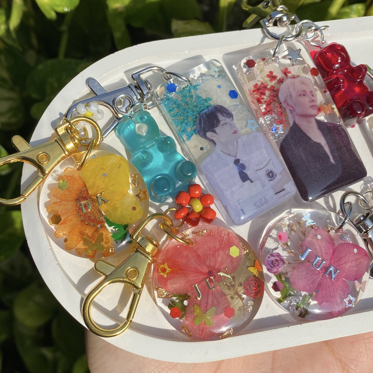 yooniehae199961's tweet photo. I tell you, this time
I wanna #RockWithJun โค๏ธโ
here are the rest of the NEW STOCK designs! ๐ all handmade with lots of love!
letโs celebrate junjun today ๐ฑ
p.s custom orders open ๐๐
pickup/postage avail!
#RockWithJun
#searching28SOON
#WonudiaryDay
#pasarseventeen https://t.co/IzVpXTSHVF