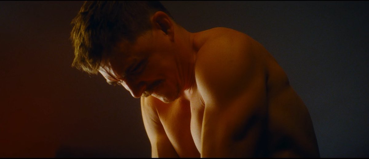 horrorguymick's tweet photo. kyle gallner in “strange darling” (2024) https://t.co/TVcugIXqYi