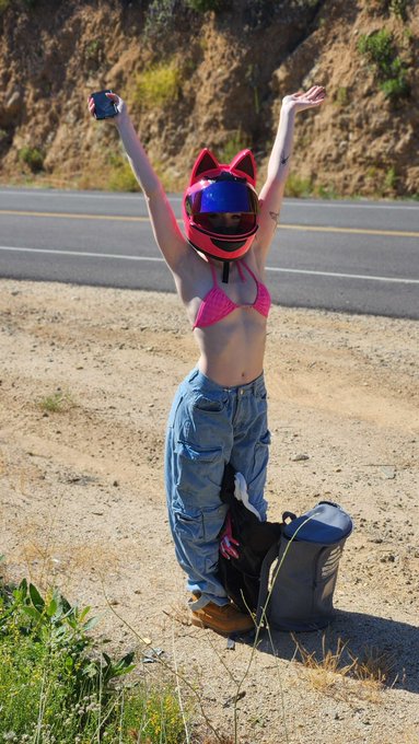 Vroom vroom https://t.co/twRO6KvLvX