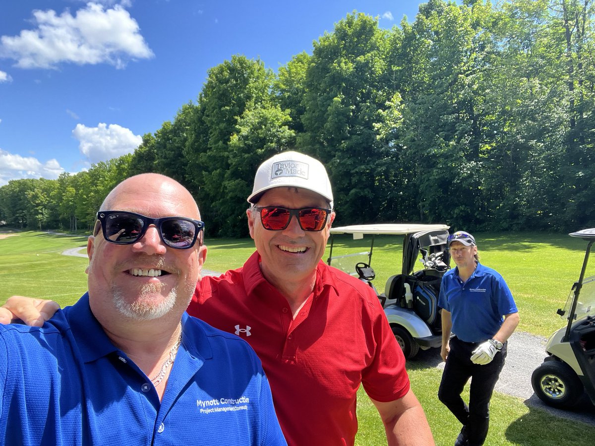 jasonyork33's tweet image. Outstanding day had by all with Mike ,Tim, Steve &amp;amp; Goodie Pilson @GordWilson for our annual @senatgorsalumni golf tourney. 
#thatswhatshesaid
Great job by @Liams_Hockey on the mic 🎤 for our live auction.
Some big cash raised for some great causes 
@SoldierOnCAN #firstassist