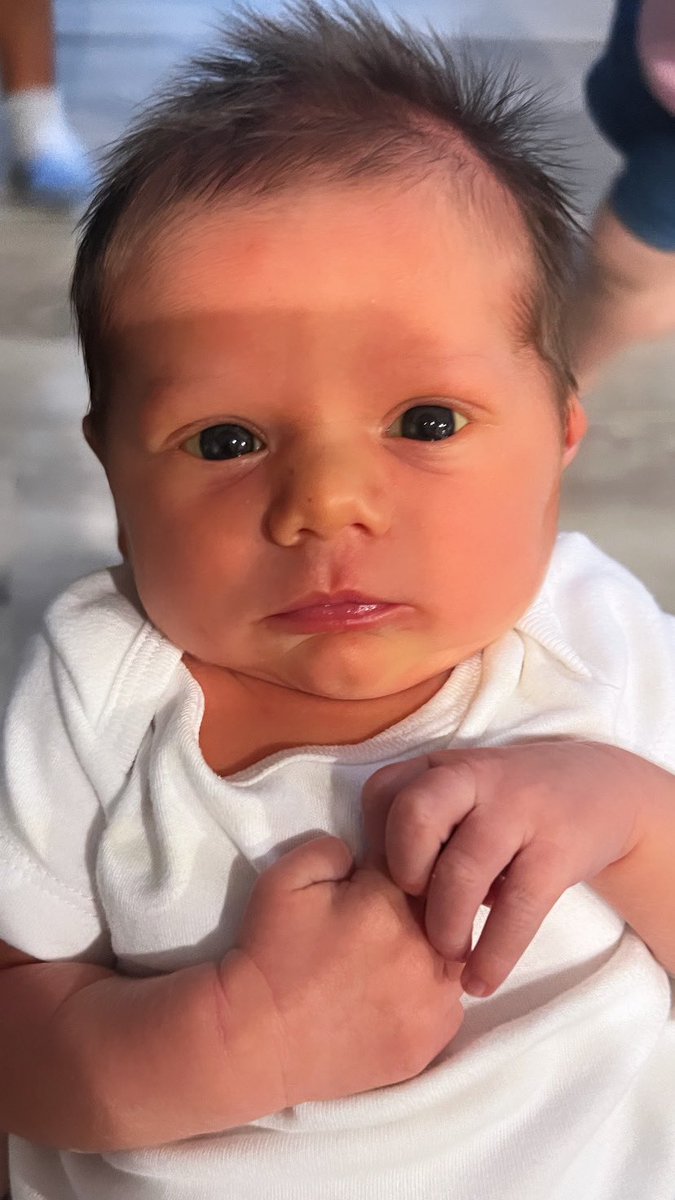 katierooo13's tweet photo. My son. My world. 🌎 I love you. Happy due date day. Blessed to have had 9 extra days with you. ❤️ https://t.co/KFlKOYzzbV