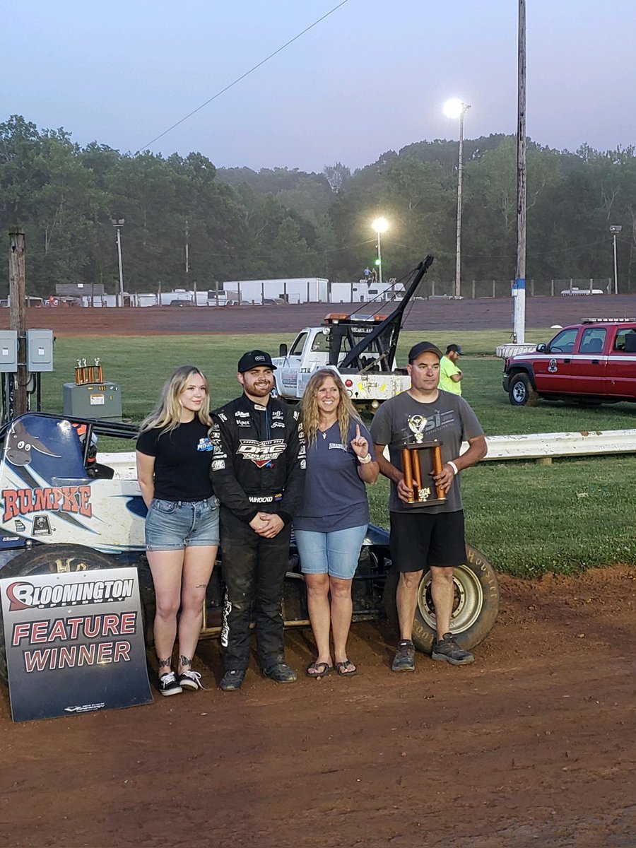 Jamie24p's tweet photo. @Tye_Mihocko picks up the win @BloomSpeedway tonight ππ
@jpmotorsports24 https://t.co/UW4C25JR92
