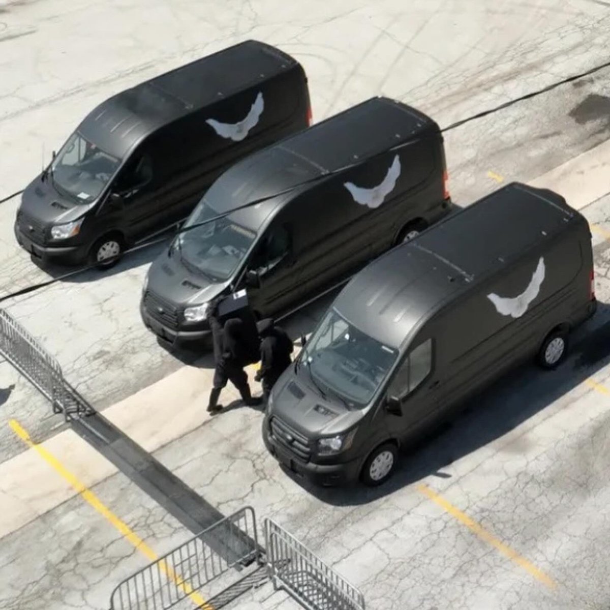 Paris Saint Studio tweet media